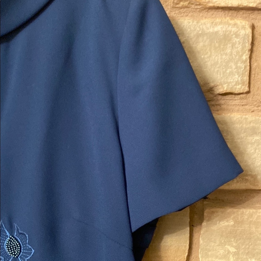 Donna Morgan Elegant Navy Blue Dress Size 10 - Picture 9 of 11